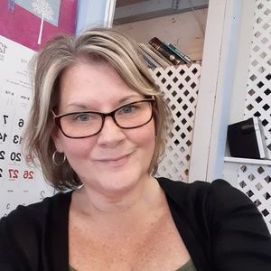 Meet your Posher, Deanna